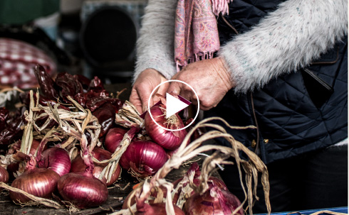 Bilbao<br />
Locally-grown traditional vegetables demonstrate generations of locality through the eyes of a farmer, a restaurant, and a culinary school.